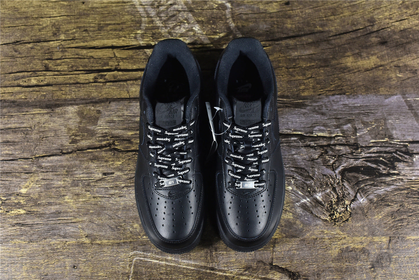 Nike AF1 Supreme ‘Black’