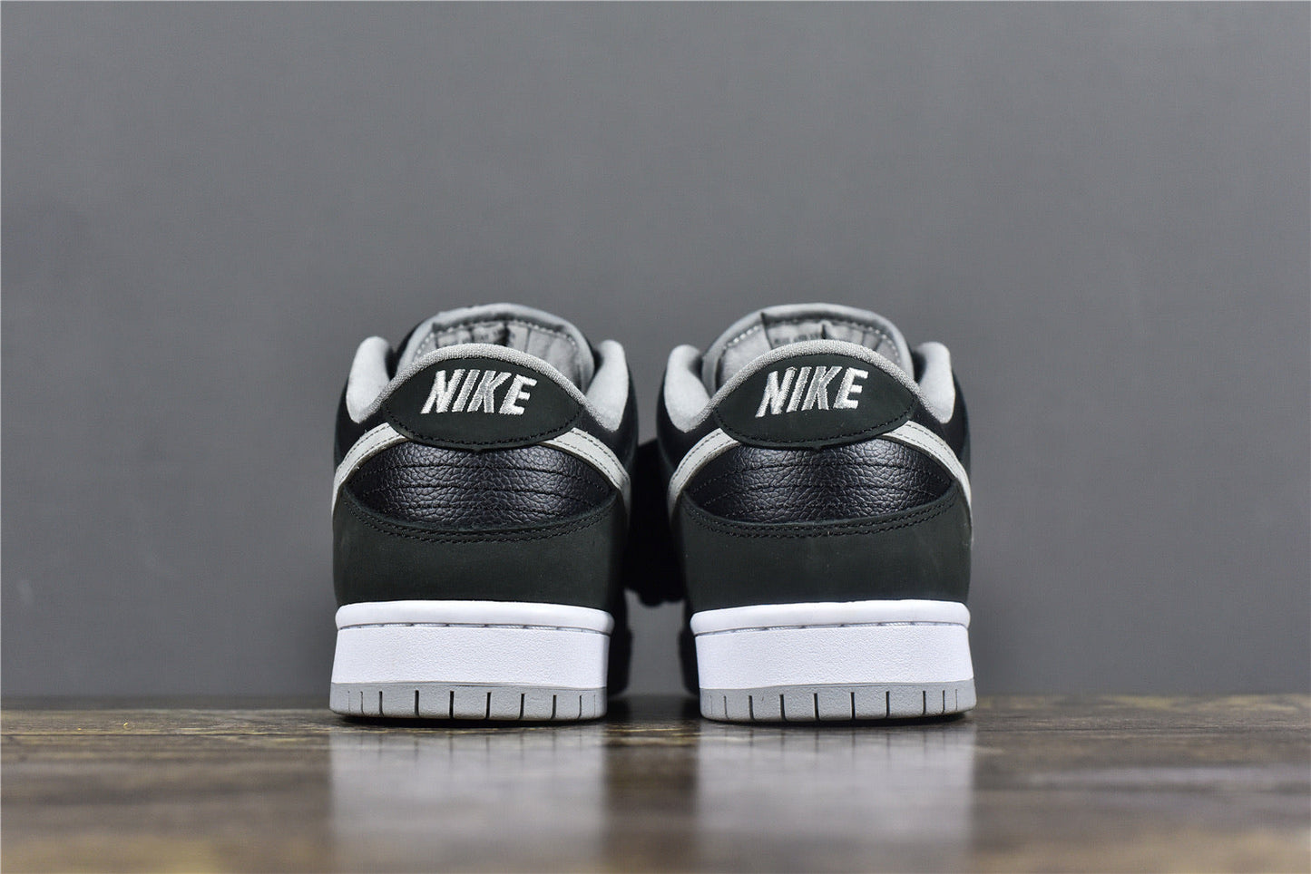 SB Dunk Low ‘Shadow’