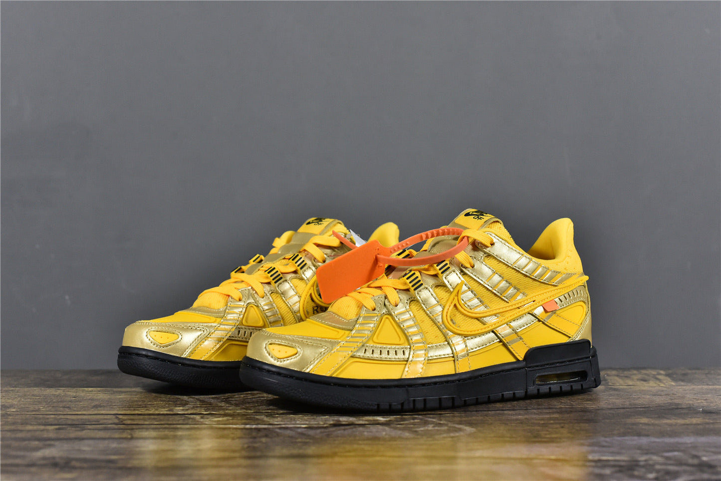 OW Rubber Dunk - University Gold