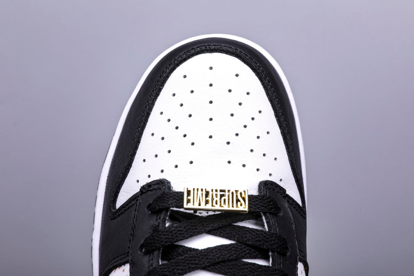 SUP x Dunk Low SB ‘Black’