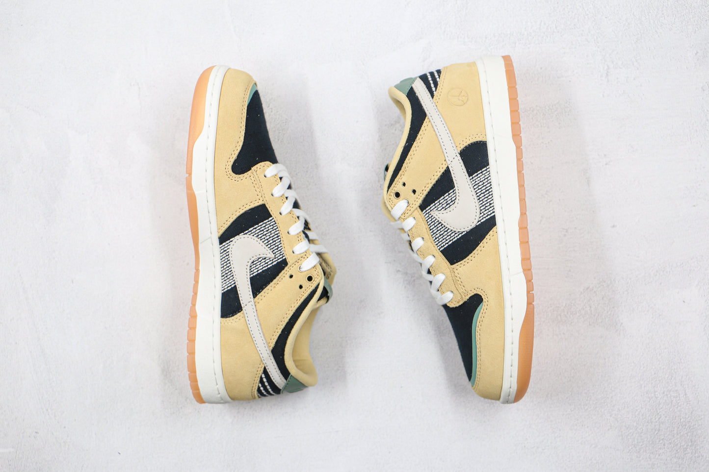 Dunk Low ‘Rooted in peace’