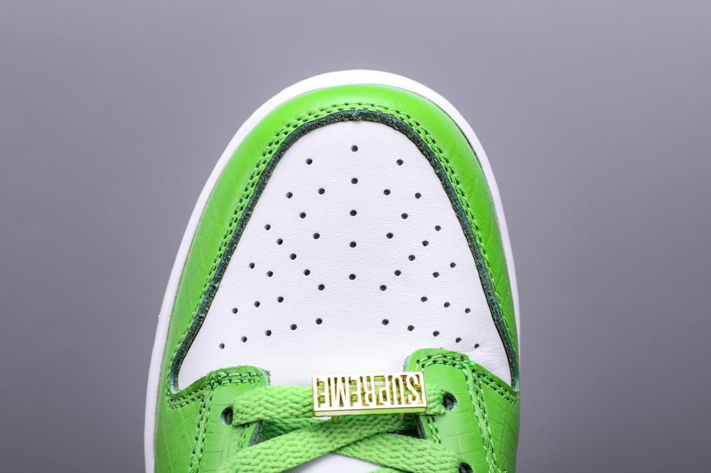 SUP x Dunk Low SB ‘Mean Green’