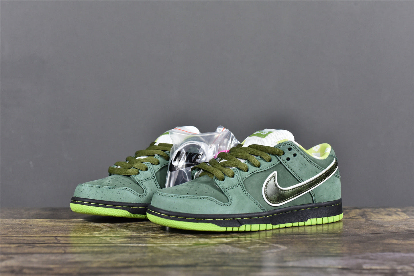 Dunk Low "Green Lobster"