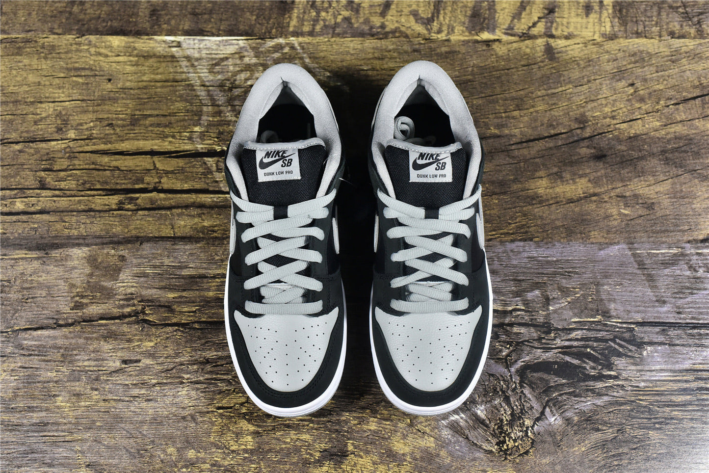 SB Dunk Low ‘Shadow’