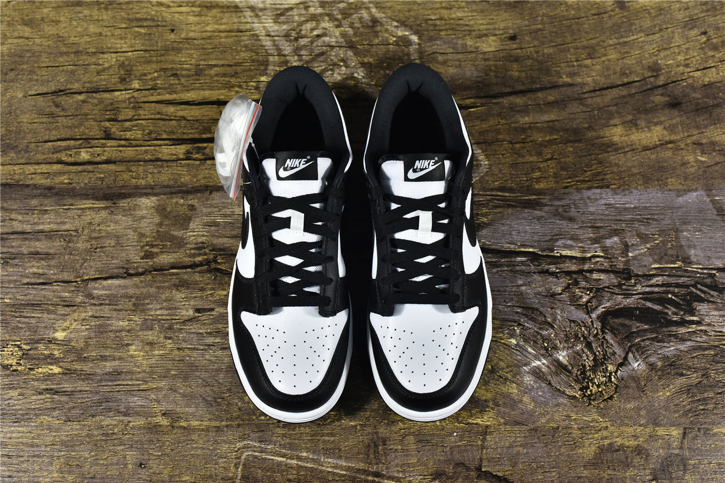 Dunk Low Retro ‘white black’