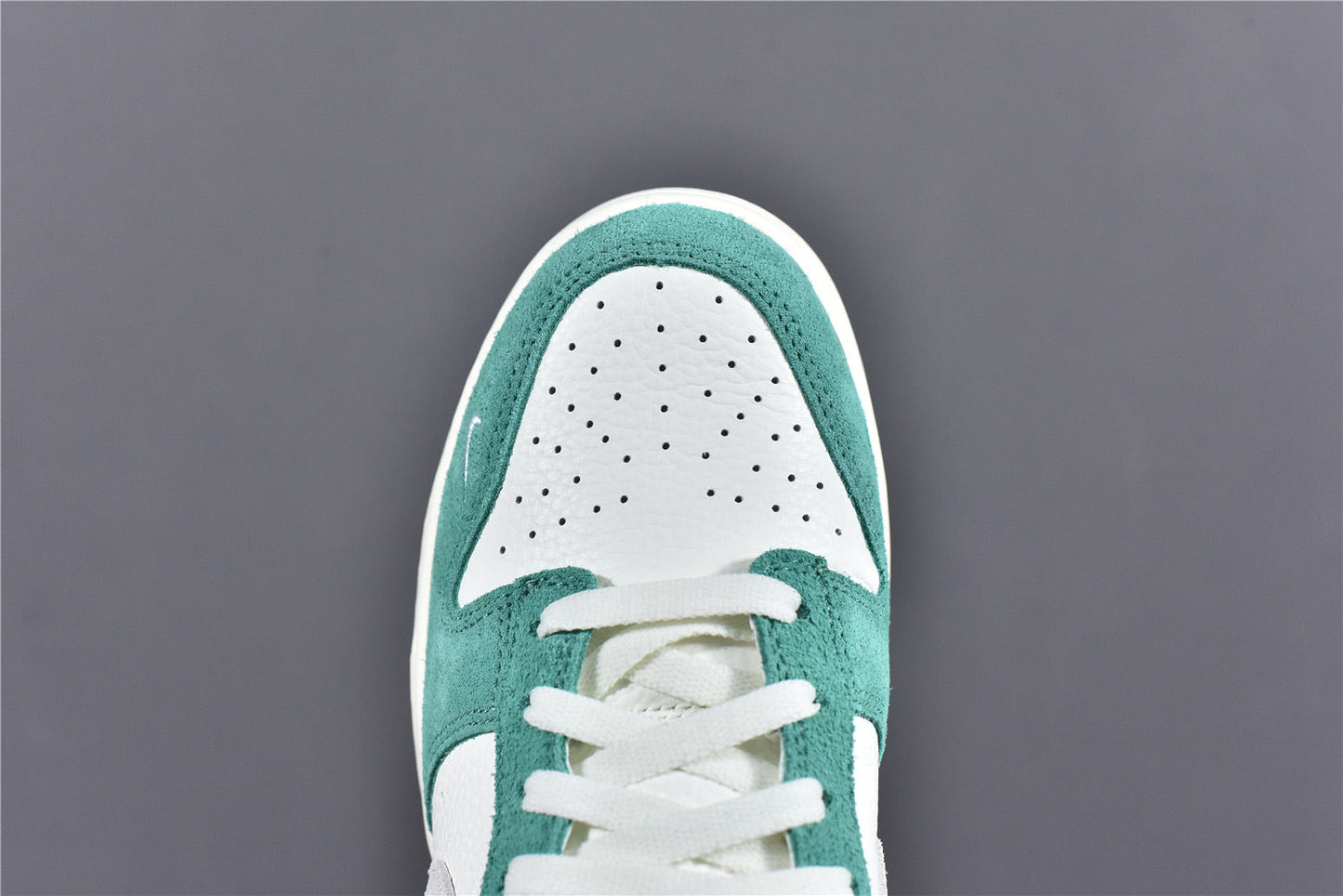 Dunk Low SB 'Kasina Neptune’