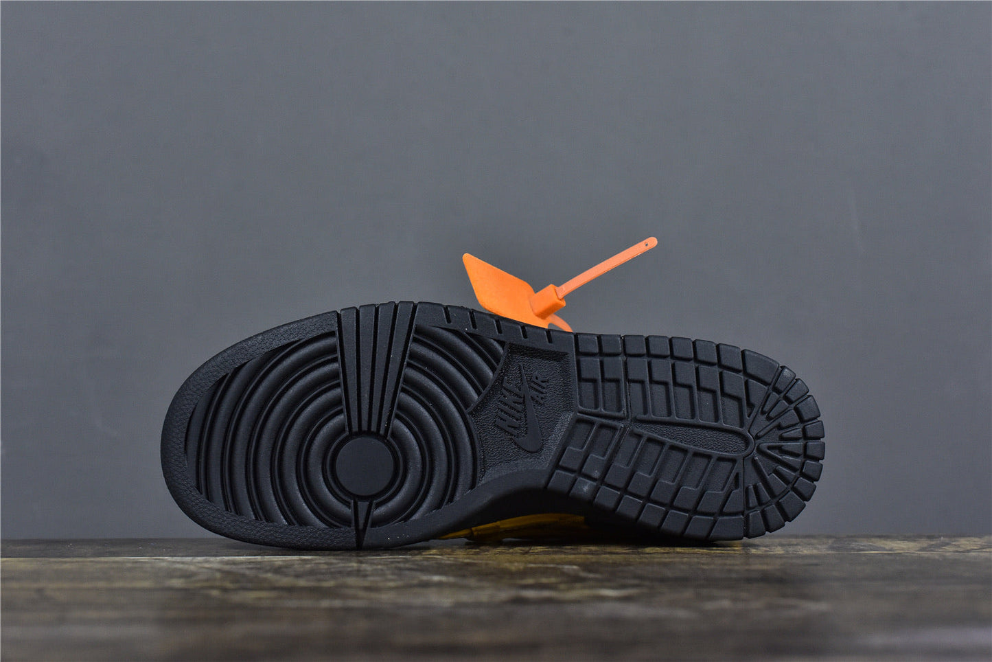 OW Rubber Dunk - University Gold