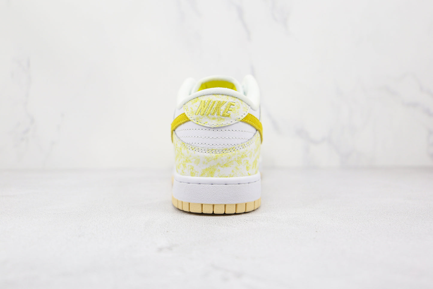 Dunk Low “Yellow Strike”