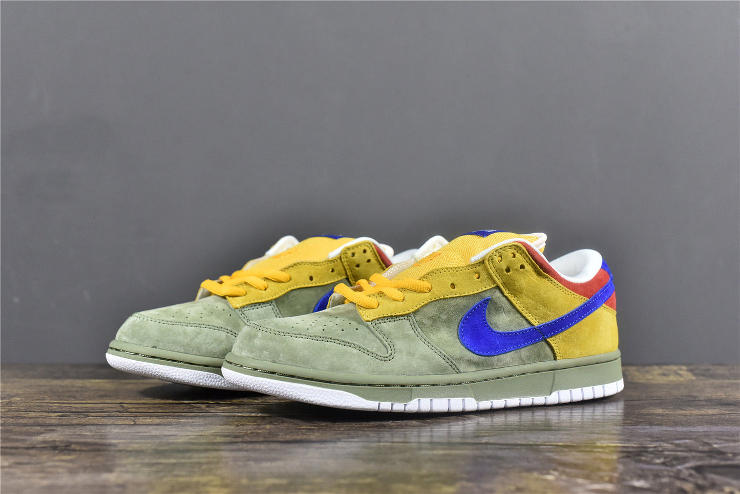 Dunk Low ‘Puff And Stuff’