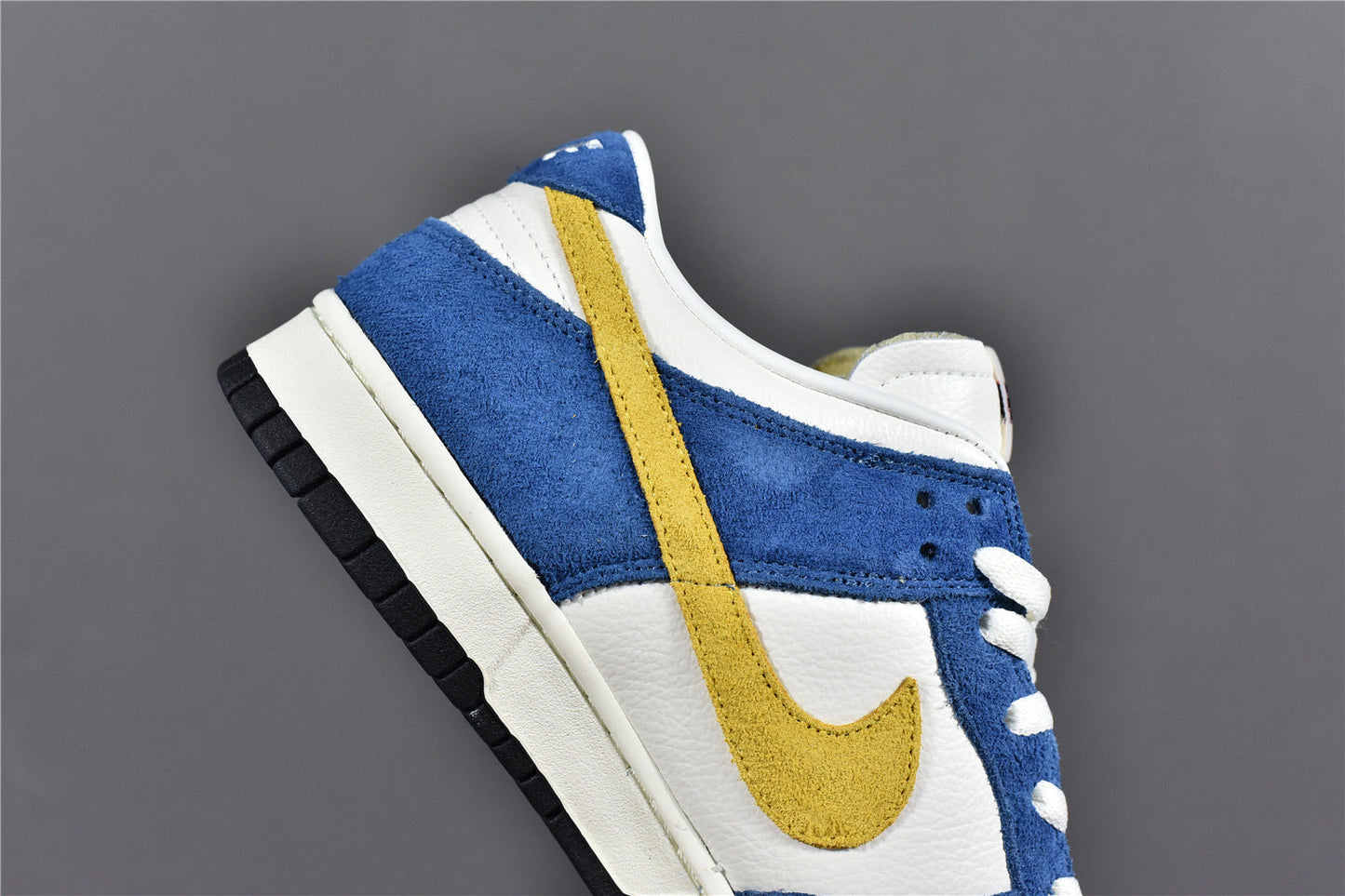 Dunk Low SB 'Kasina Industrial ’