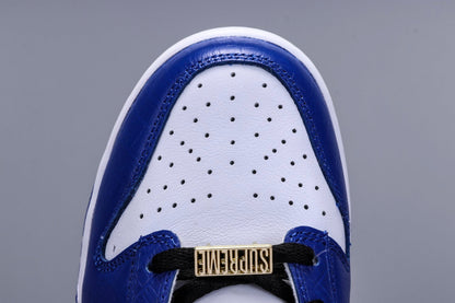SUP x Dunk Low SB 'Hyper Royal’