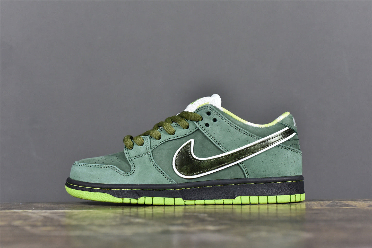 Dunk Low "Green Lobster"