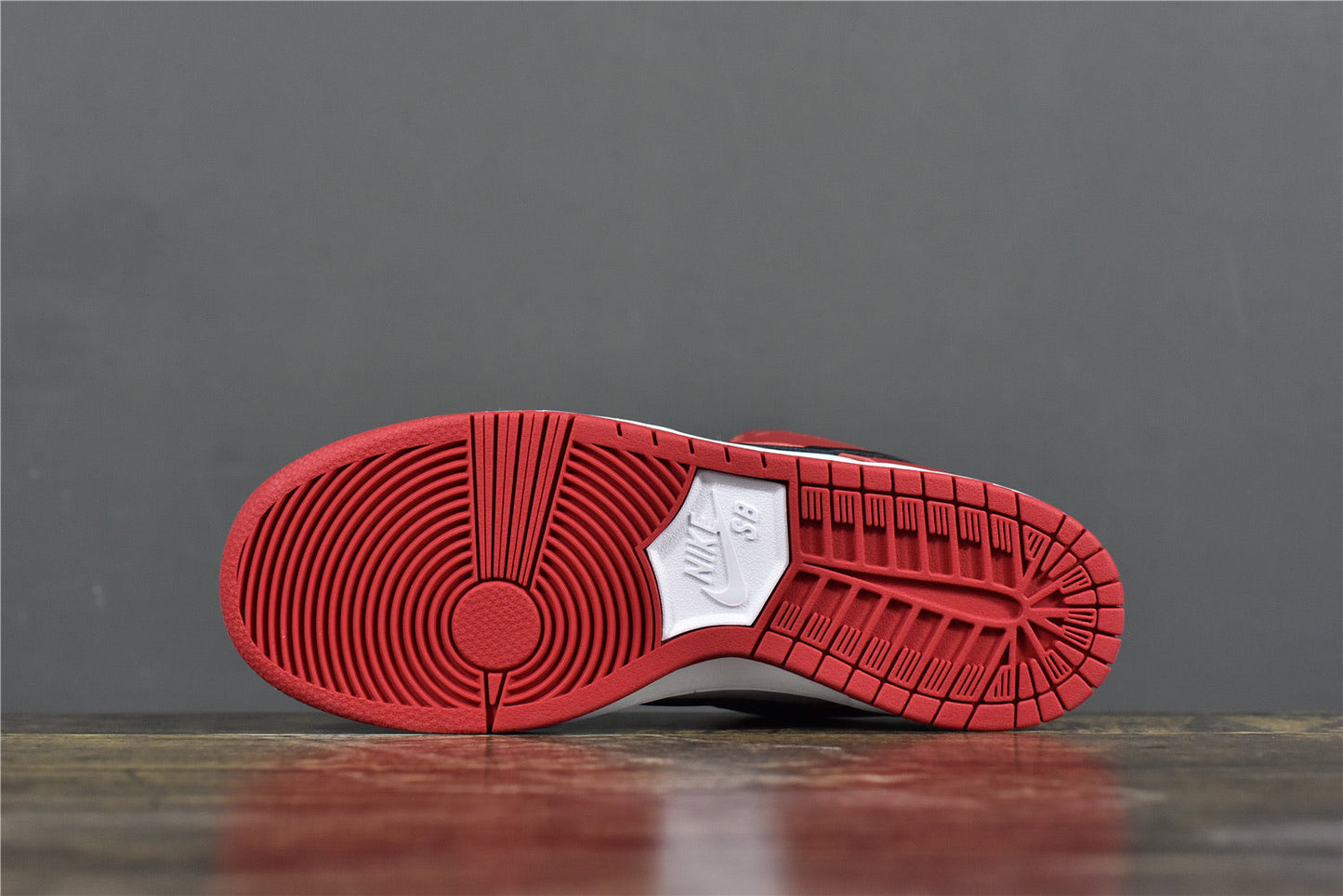 Dunk Low  ‘Chicago’