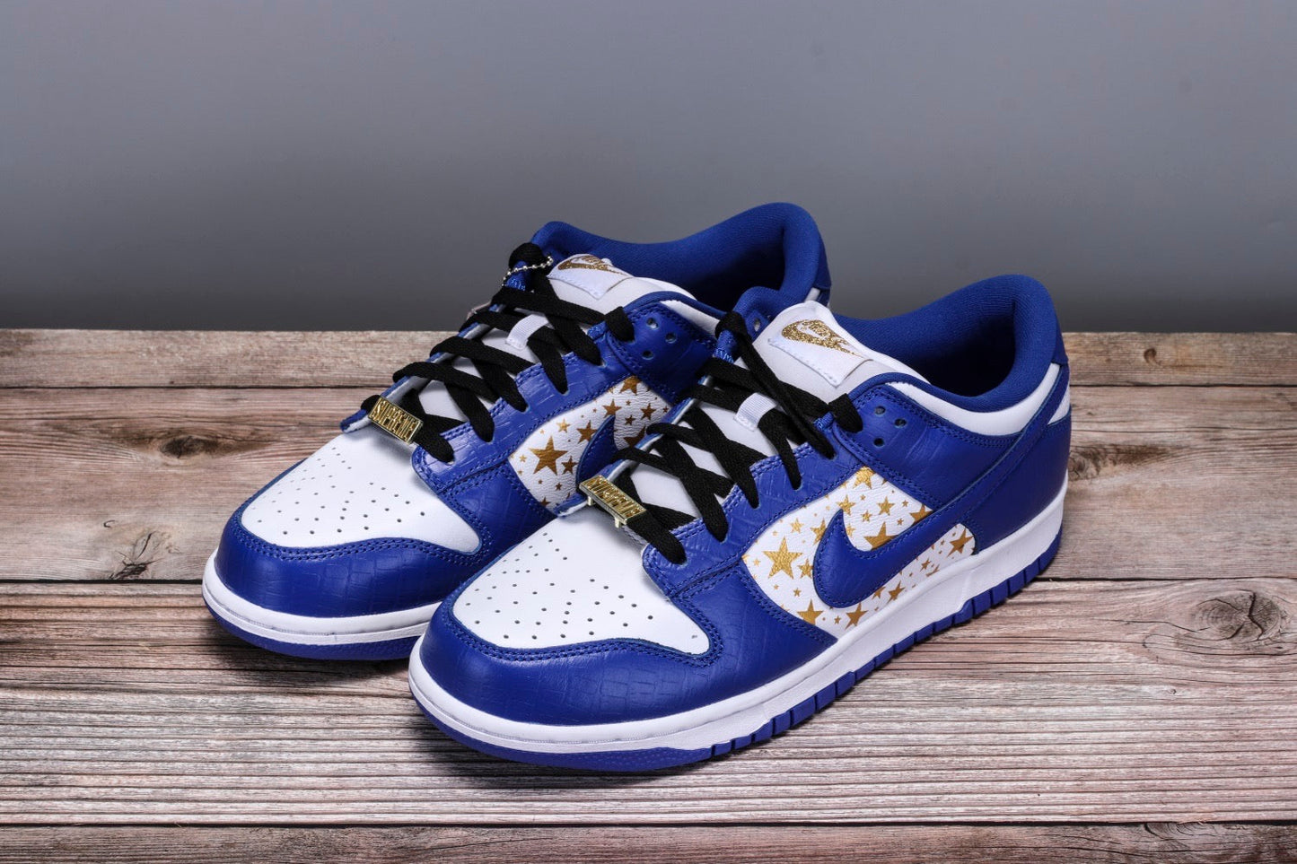 SUP x Dunk Low SB 'Hyper Royal’