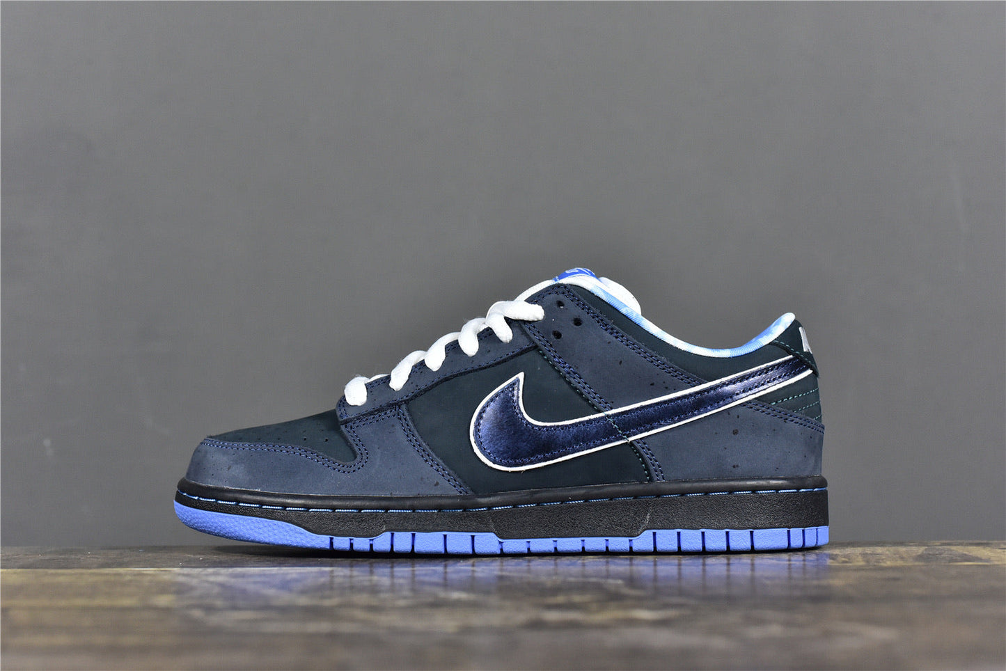 Dunk Low "Blue Lobster"