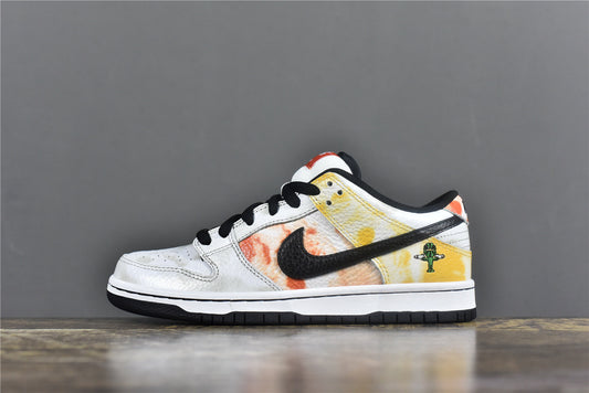 Dunk Low Raygun ‘white’