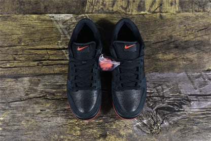 Dunk low Staple ‘Black Pigeon’