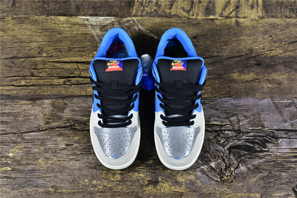 SB  Dunk Low ‘Instant’