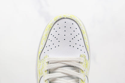 Dunk Low “Yellow Strike”