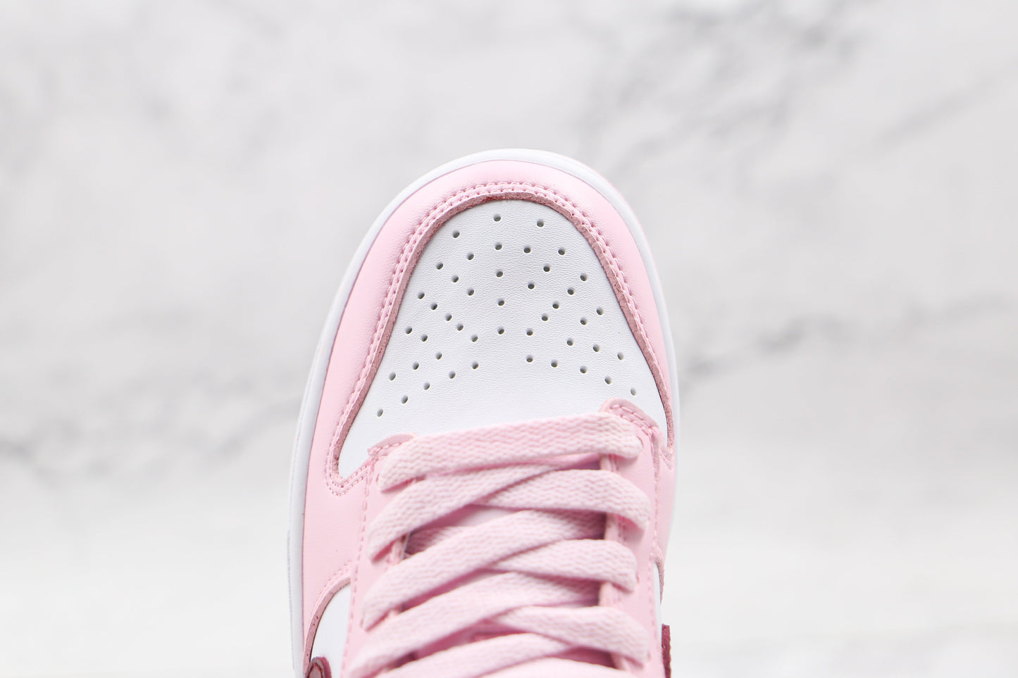 Dunk Low “White / Pink / Red”