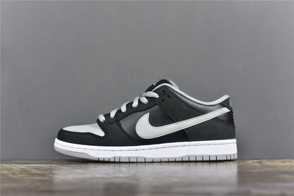 SB  Dunk Low ‘Shadow’