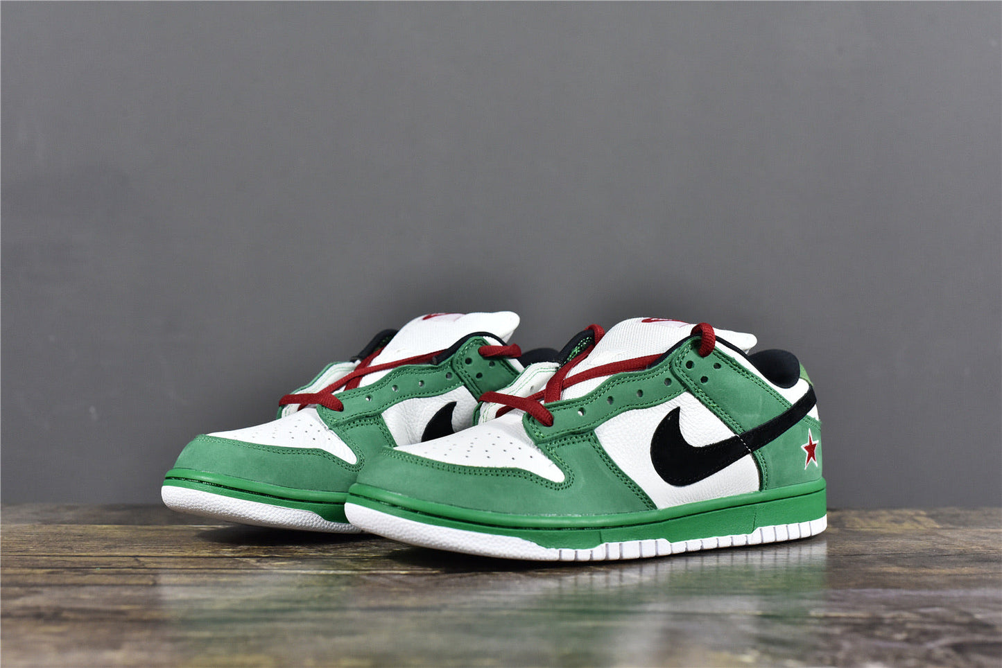 Dunk Low SB ‘Heineken’
