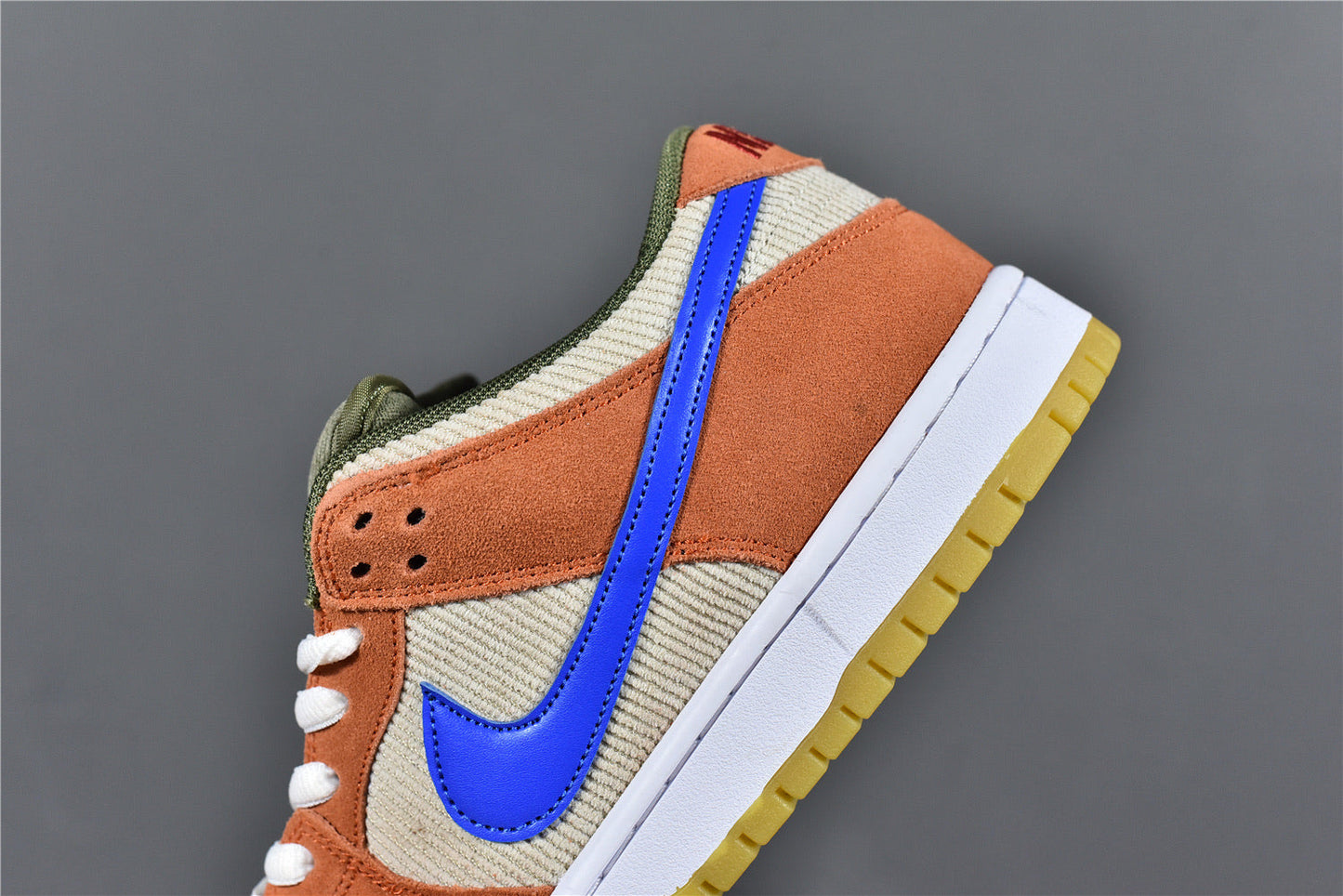 Dunk Low ‘Corduroy Dusty Peach’