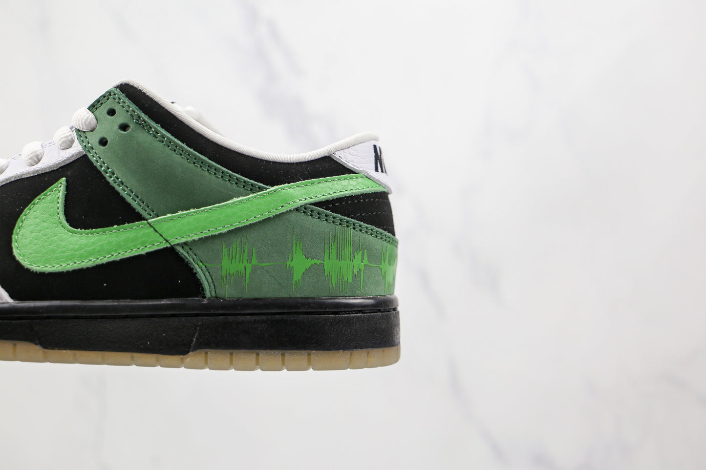 Dunk Low SB “Meter”