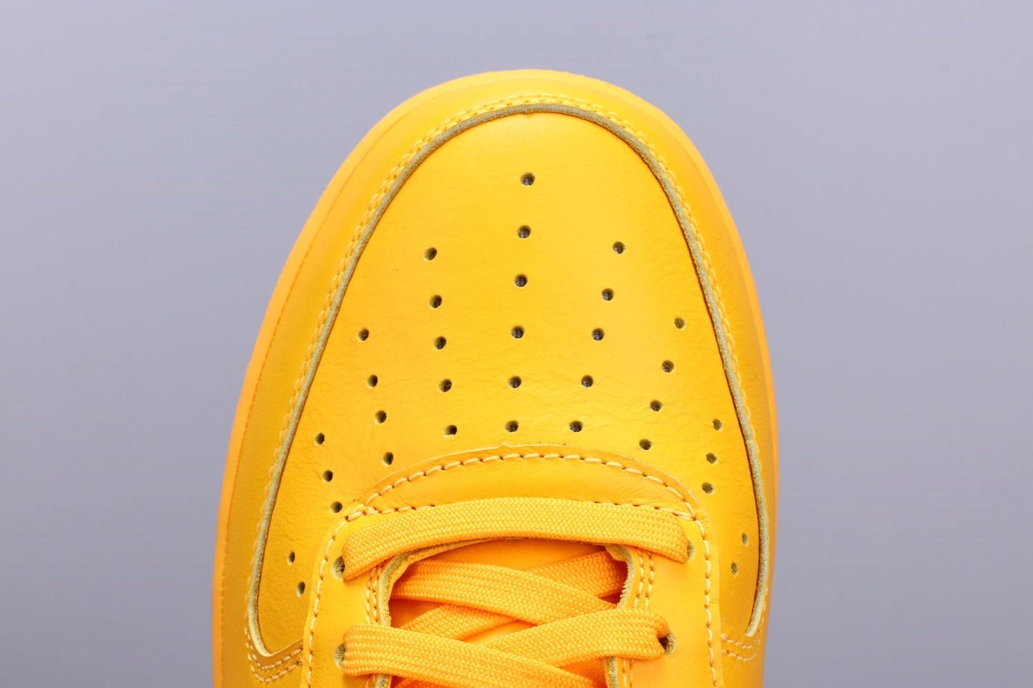 OW x Air Force 1 ‘University Gold’