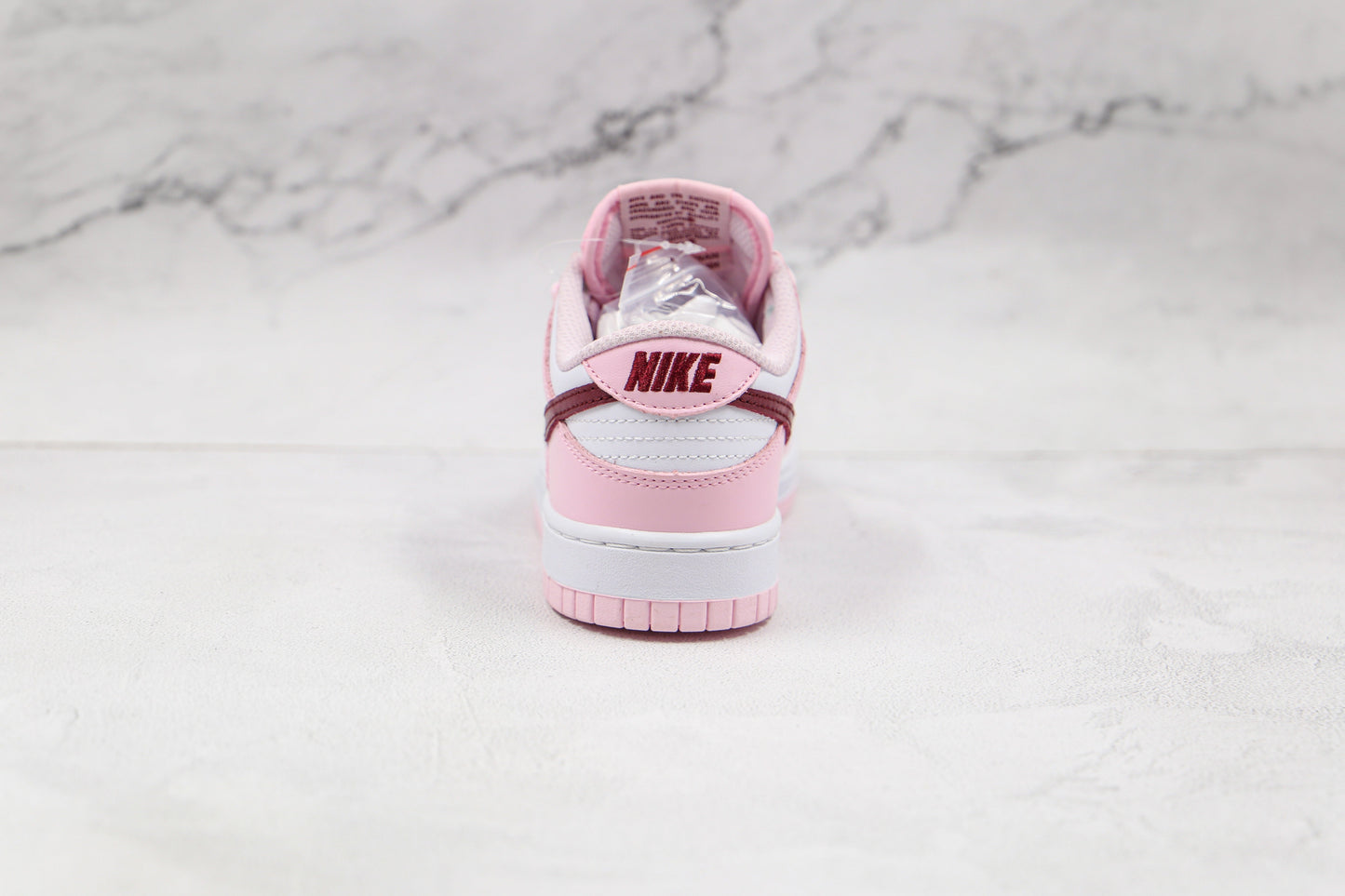 Dunk Low “White / Pink / Red”