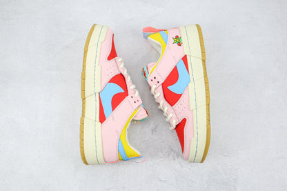 Dunk Low SB ‘Disrupt’
