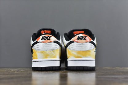 Dunk Low Raygun ‘white’
