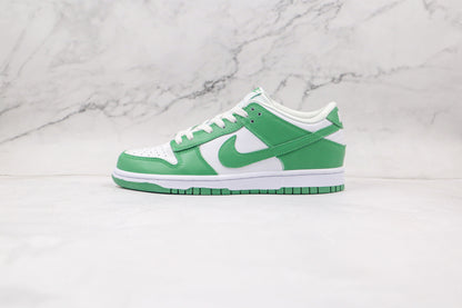 Dunk Low “Green Tender Powder”