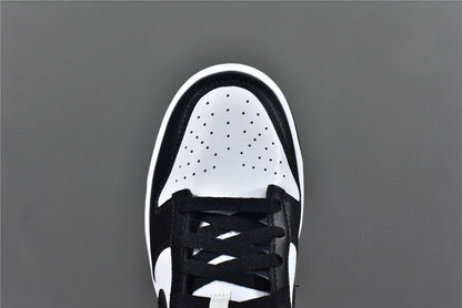 Dunk Low Retro ‘white black’