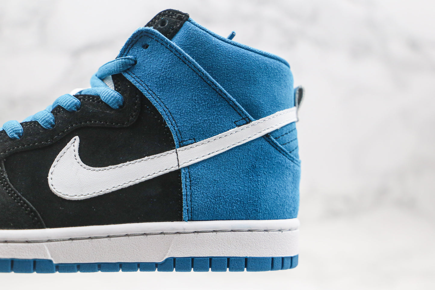Dunk High SB 'Send Help’