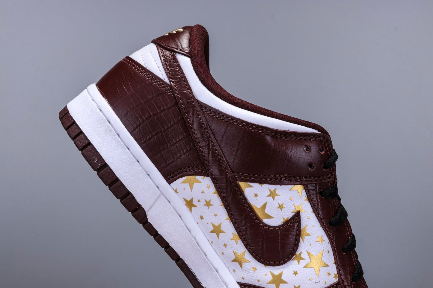 SUP x Dunk Low SB ‘Barkroot Brown’