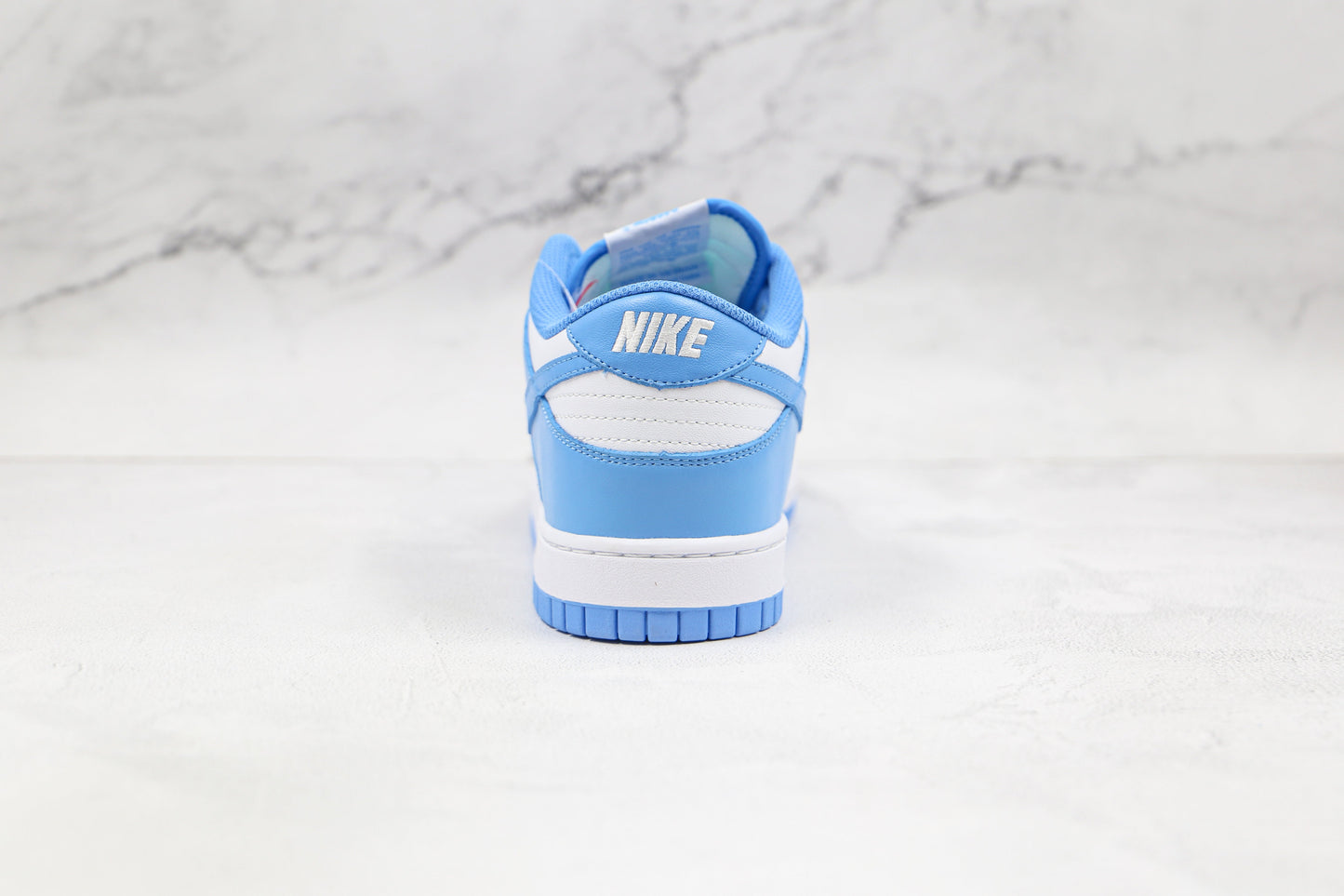 Dunk Low Retro ‘University Blue’