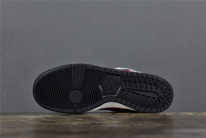 SUP SB Dunk Low - Red Cement