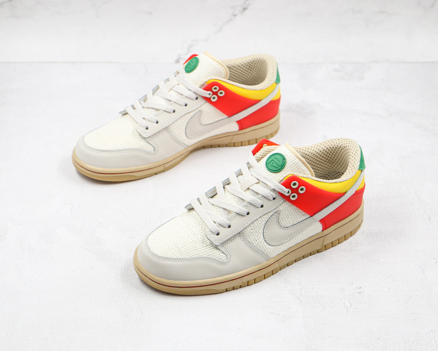 Dunk Low SB ‘Dunkesto’