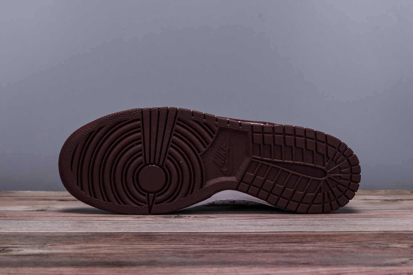 SUP x Dunk Low SB ‘Barkroot Brown’