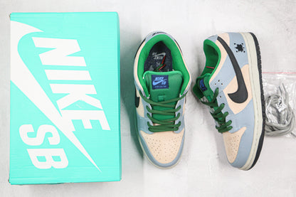 Dunk Low SB “Trd”