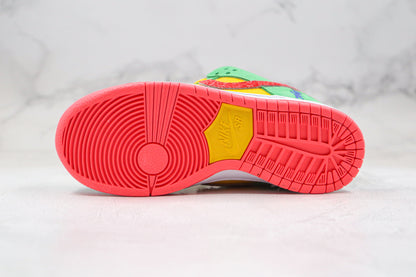 Dunk Low SB “Sourpatch”