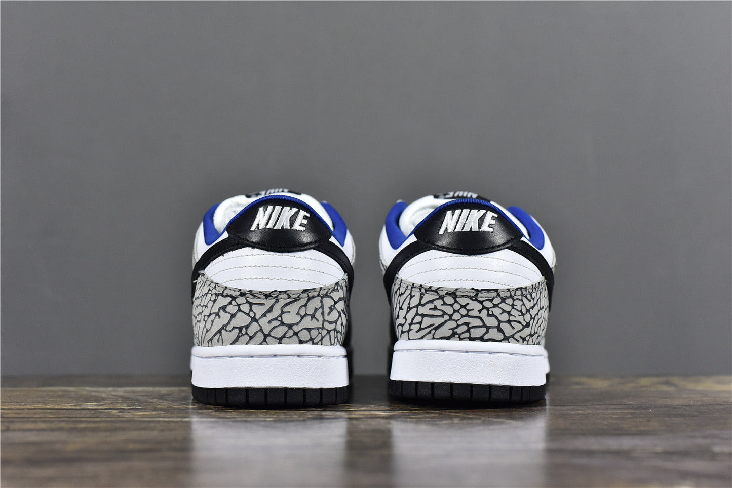 SUP SB Dunk Low - White Cement