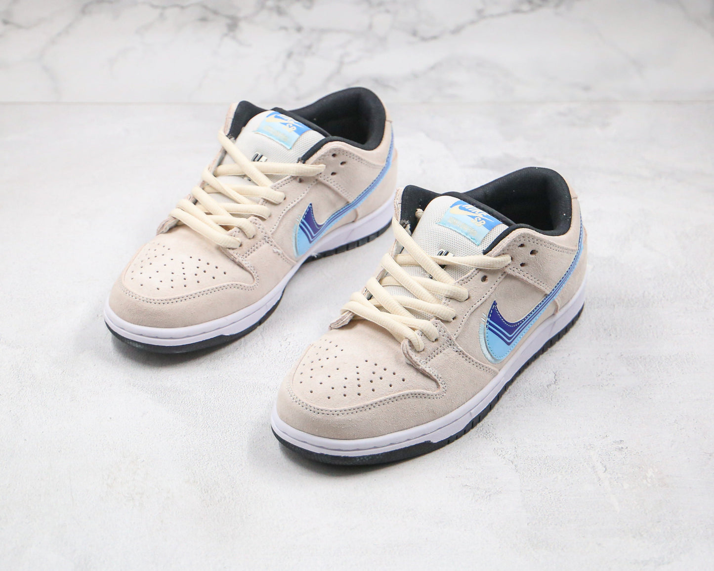 Dunk Low SB ‘Truck It Pack’