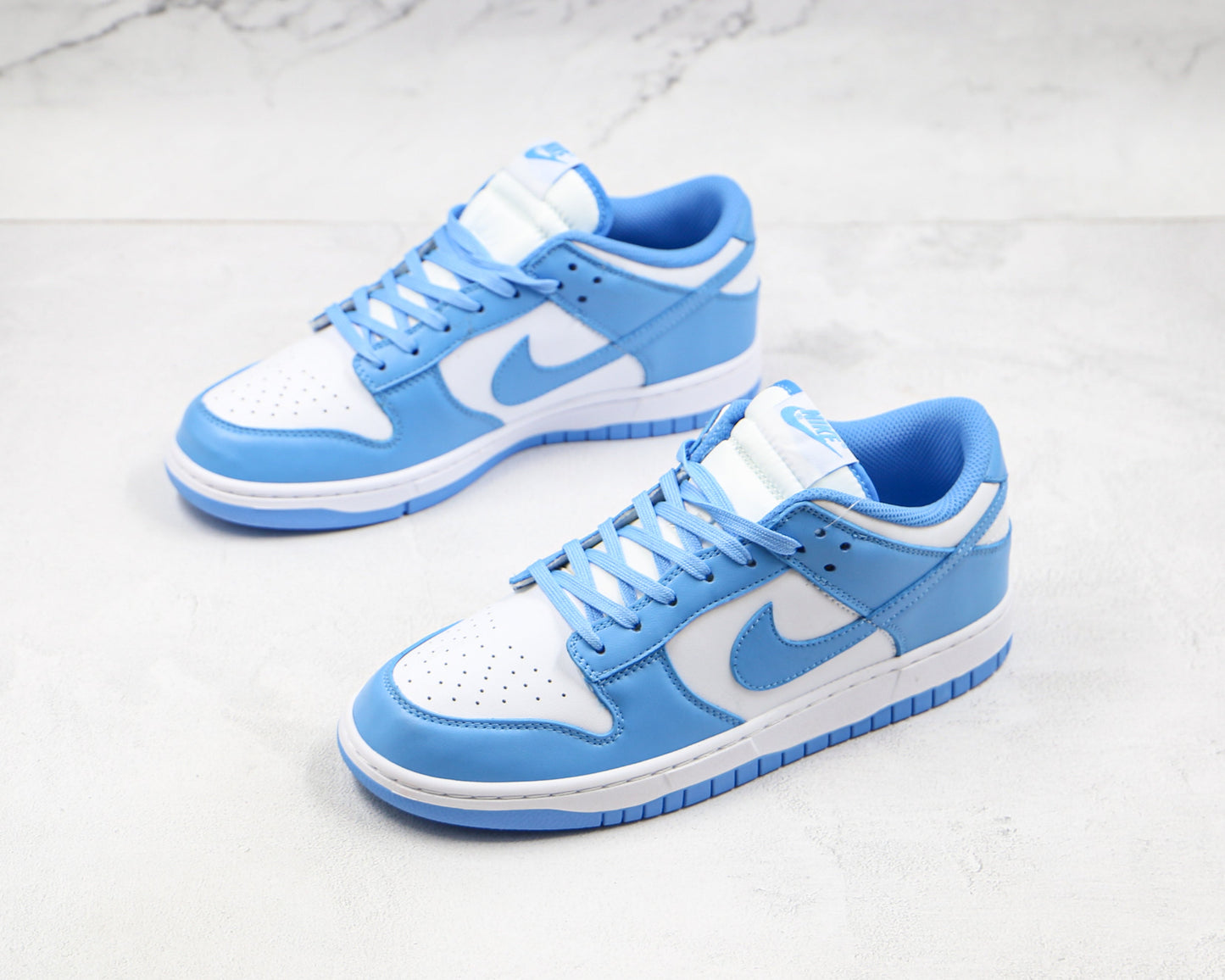 Dunk Low Retro ‘University Blue’