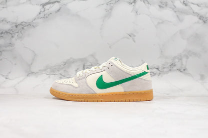 Dunk Low SB ‘Swooh’