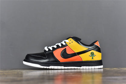Dunk Low ‘Raygun Tie-Dye’