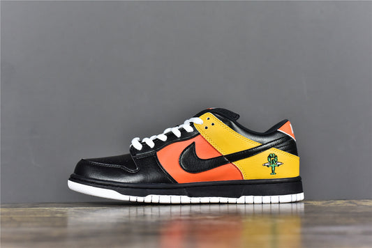 Dunk Low ‘Raygun Tie-Dye’