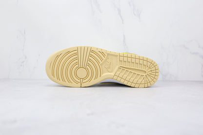 Dunk Low “Yellow Strike”