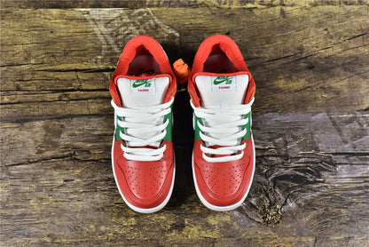 Dunk Low ‘7-11’